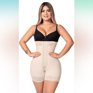 Forma Tu Cuerpo, Short Strapless Bodysuit sponsor by miss universe columbia